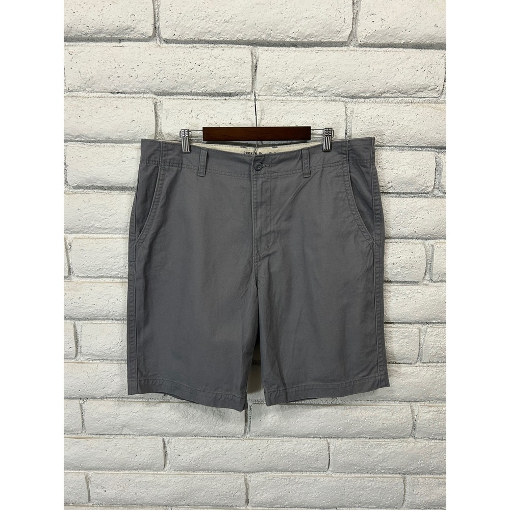 Old‎ Navy Mens Broken-In Khaki Shorts 38 Charcoal Grey Classic Length Flat Front